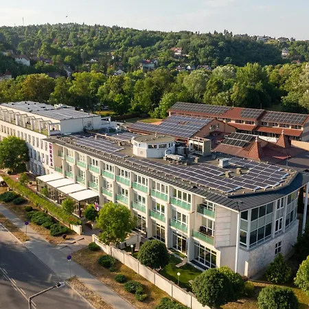 Aurora Hotel 4*