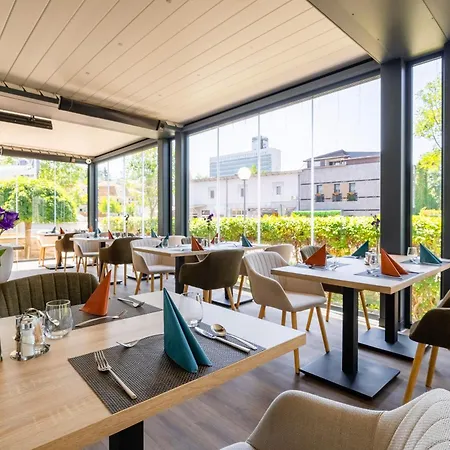 Hotel Aurora 4*