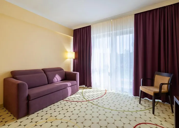 Aurora 4* Мишкольц