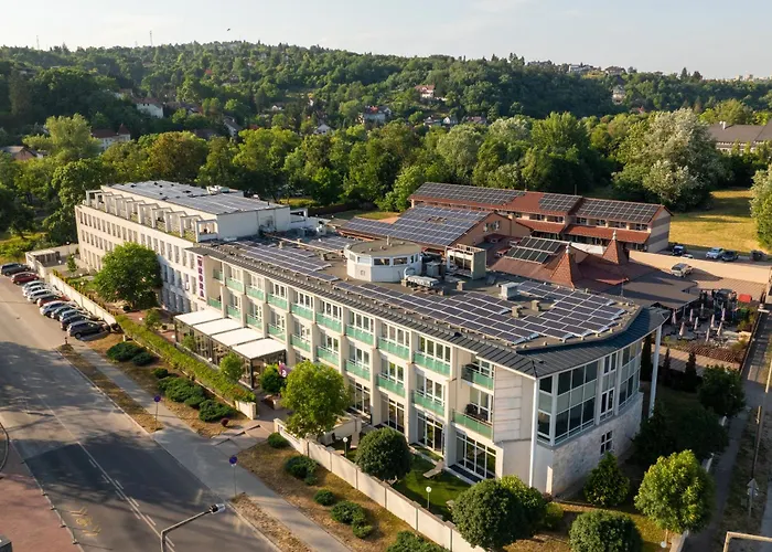 Aurora Отель 4*